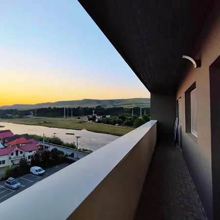 Apartment River Side With Terrace